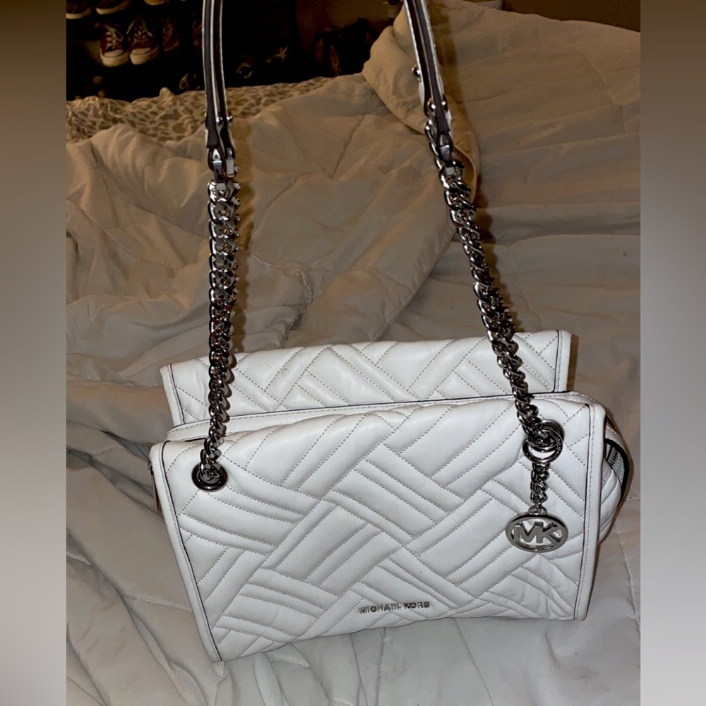 Michael kors purse.